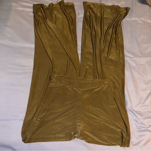 PrettyLittleThing Pants - PrettyLittleThing Wide Leg Pants